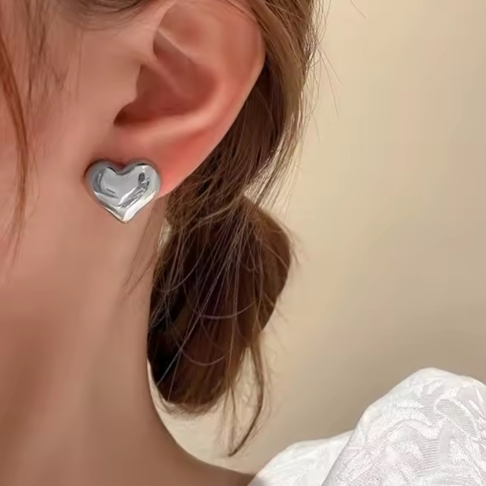 Chic Silver Heart Earrings
